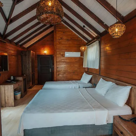 Sea Valley Szálloda 3*